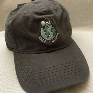Brand New Peanuts Keep It Green Earth Snoopy Gray Baseball Cap Dad Hat